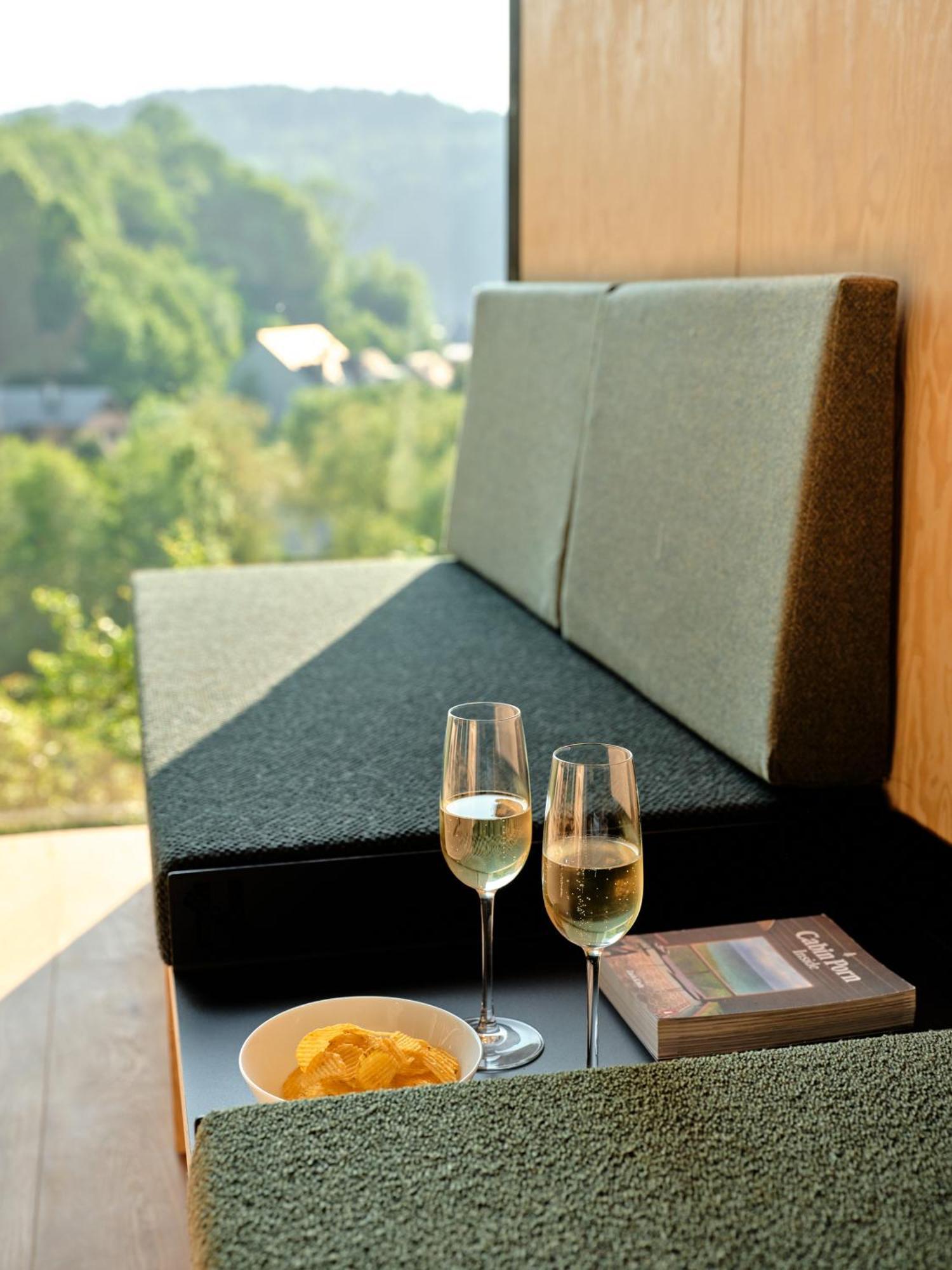 Hutstuf The Beaver & Private Outdoor Spa La-Roche-en-Ardenne Exteriör bild